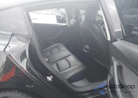 2021 Tesla Model 3 Long Range Dual Motor All-Wheel Drive z USA, uszkodzony, nr VIN 5YJ3E1EB3MF081212